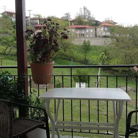 Lamprini بيت ضيافة نيوكوريون